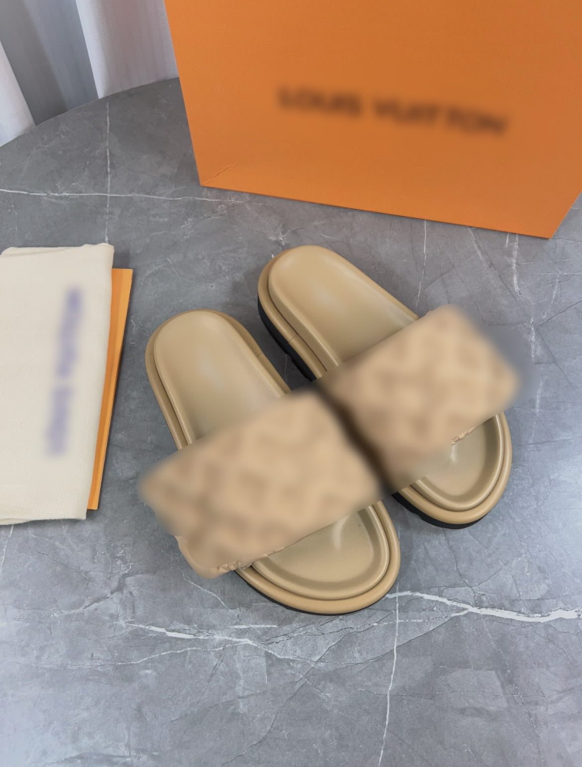 LV Pillow Flat Comfort Mule