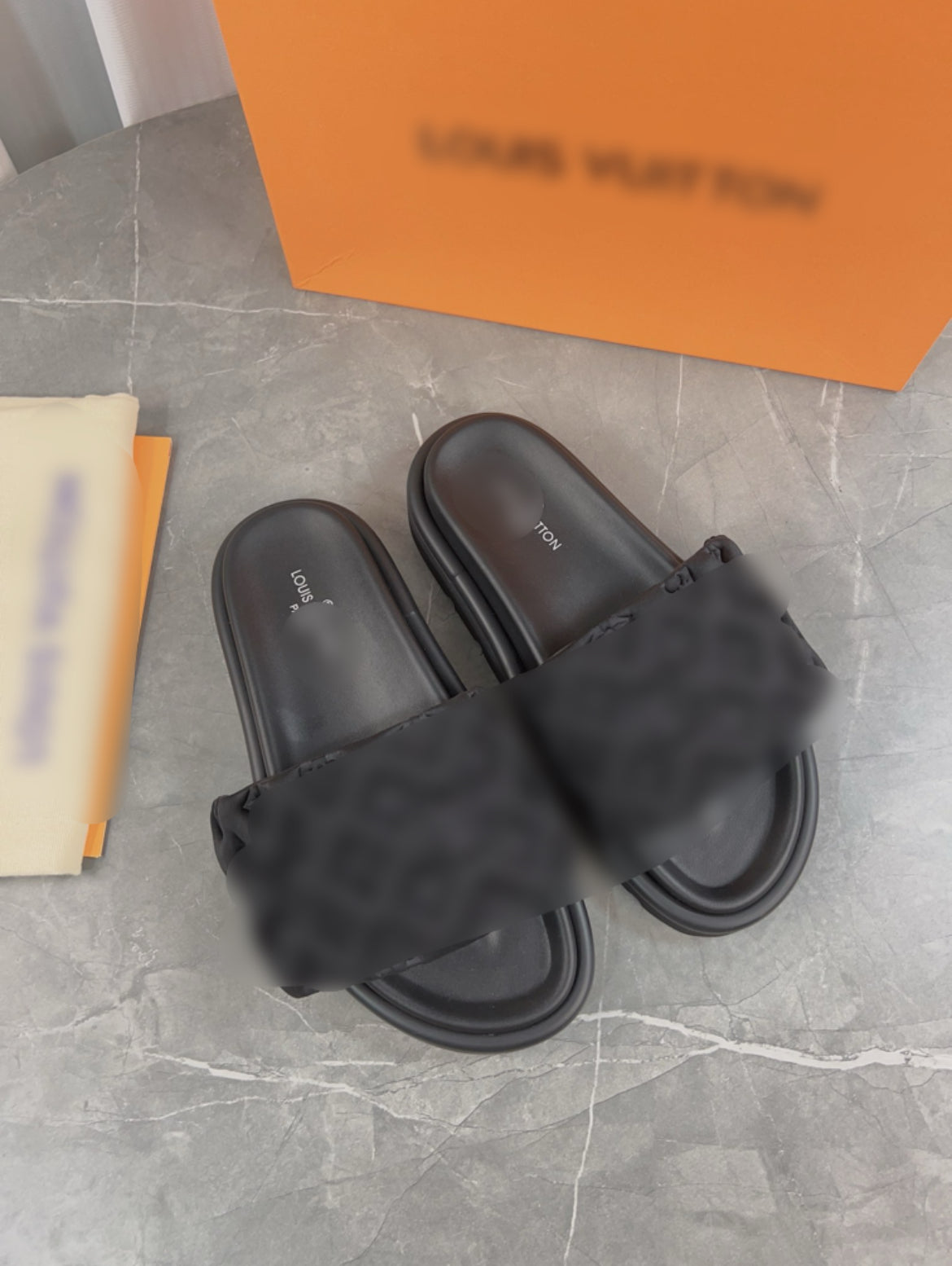 LV Pillow Flat Comfort Mule