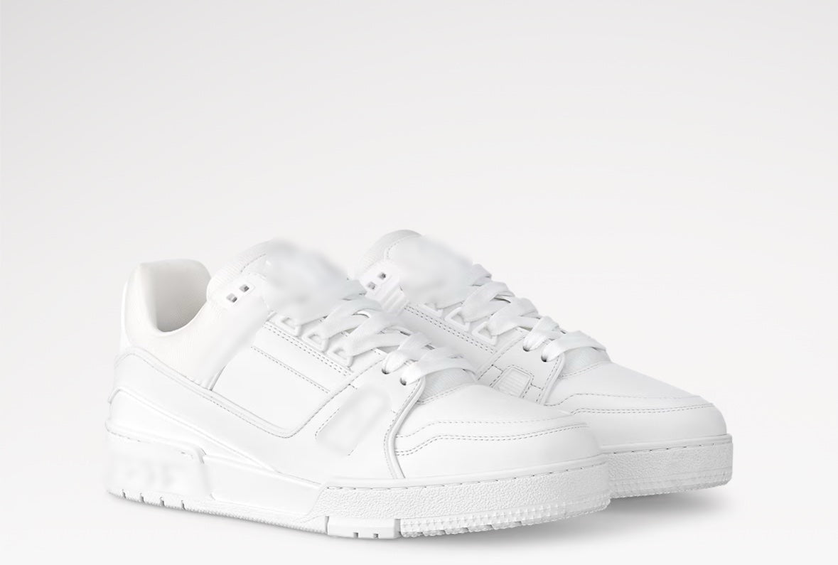 White Trainerz