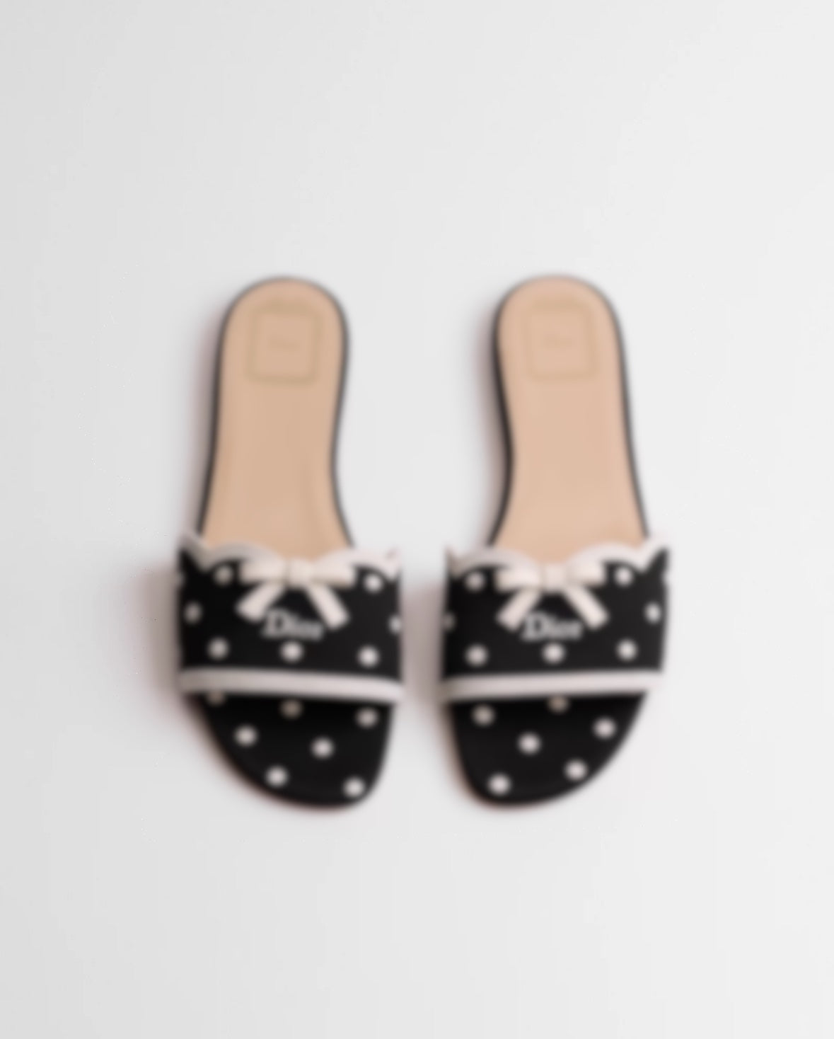 WMNS- CD Pokeadot Sandals