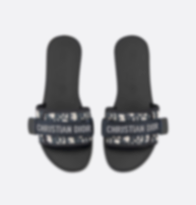 D**R Sandals