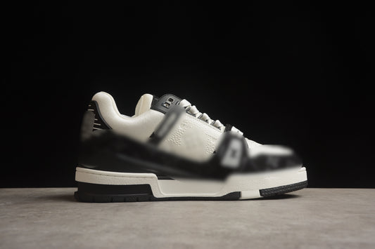 Black and White Trainer Sneaker