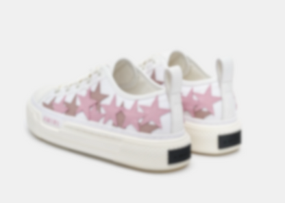 AM1R1- Women's Star Sneakers
